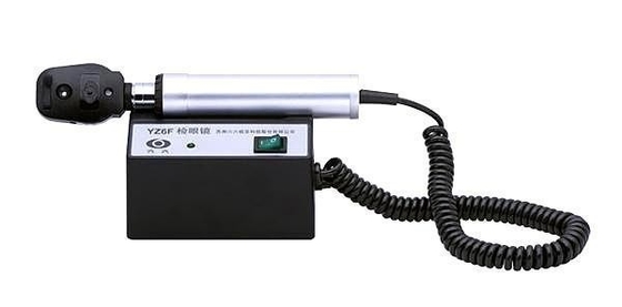 De Oorspiegel en Oftalmoscoop YZ6F van het oogmeetapparaat met het Halogeenbol van 3,5 V/2.8 W